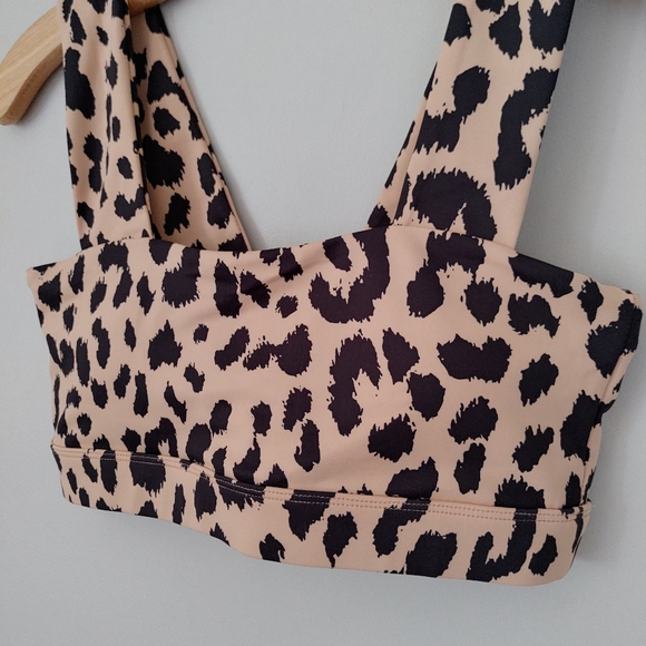 All Fenix Leopard Set Leggings Sports Bra Sz Small Oversized Cheetah Print Camel - Picture 9 of 16